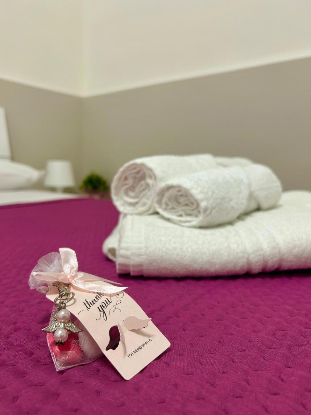 Apartments For Rent Катанія Екстер'єр фото